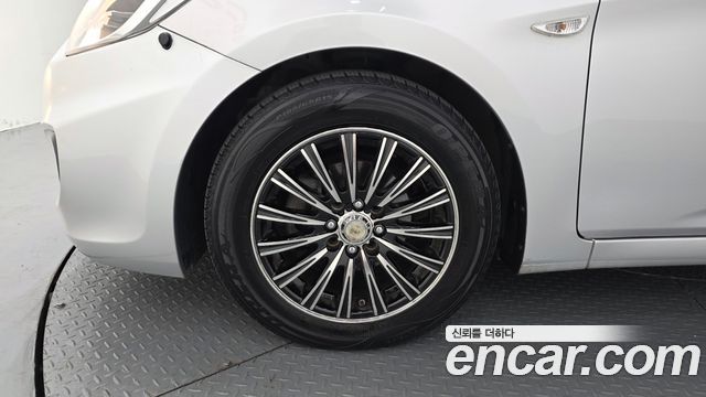 Hyundai Accent 2015 — photo 5