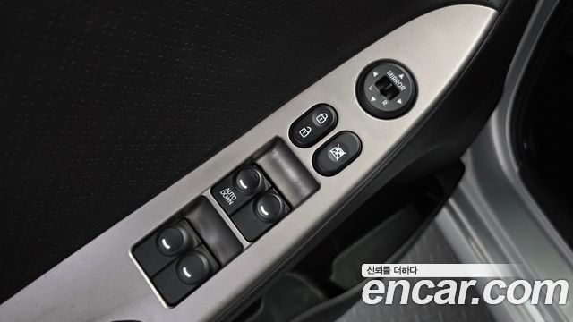 Hyundai Accent 2015 — photo 22