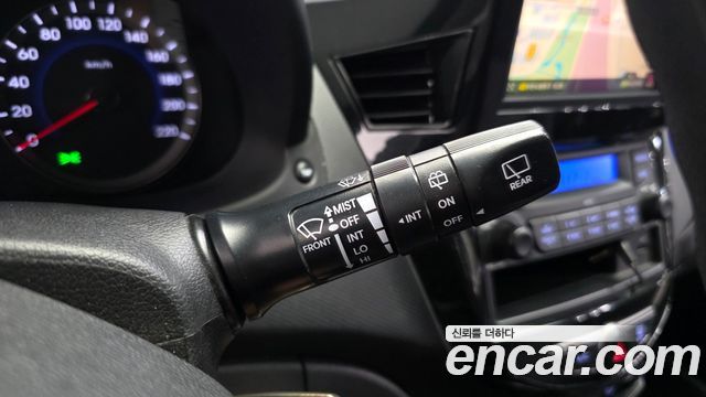 Hyundai Accent 2015 — photo 29