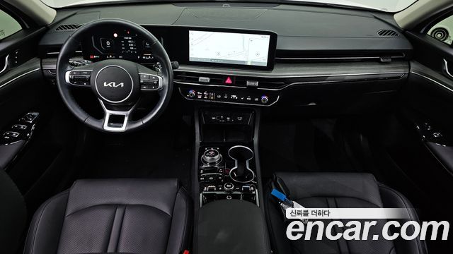 Kia K5 2025 — photo 10
