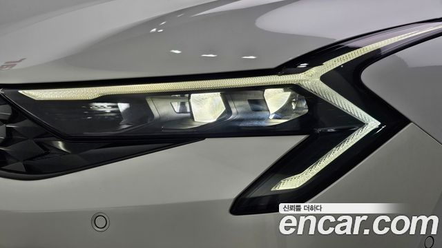Kia K5 2025 — photo 8