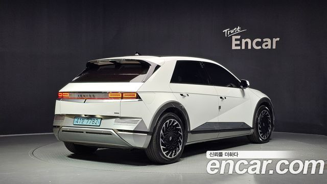 Hyundai Ioniq5 2022 — photo 2