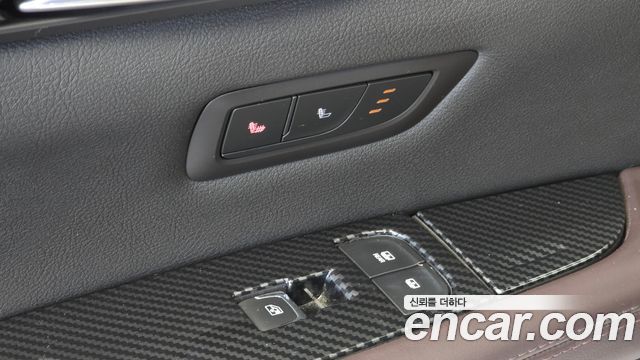 Cadillac CT6 2019 — photo 19