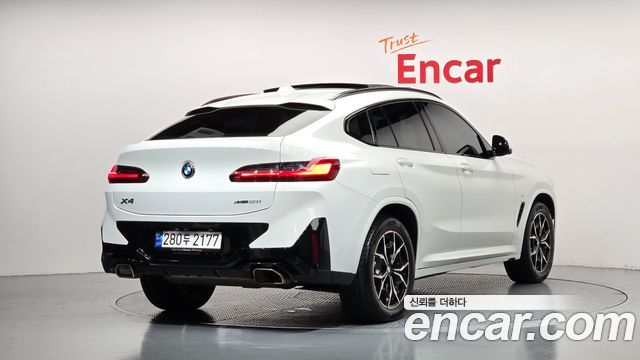 BMW X4 2023 — photo 2