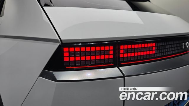 Hyundai Ioniq5 2022 — photo 9