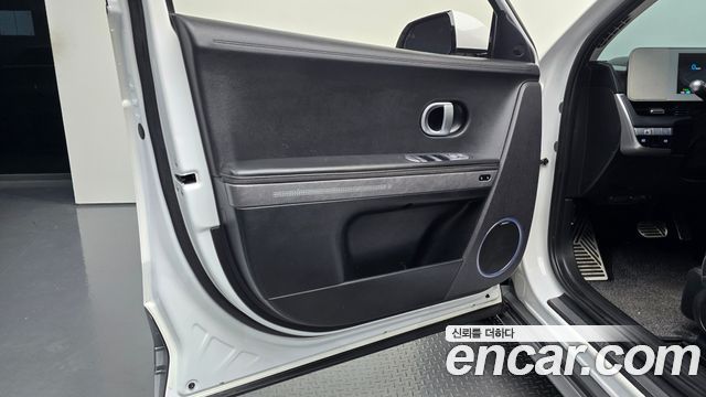 Hyundai Ioniq5 2022 — photo 14