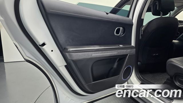 Hyundai Ioniq5 2022 — photo 15