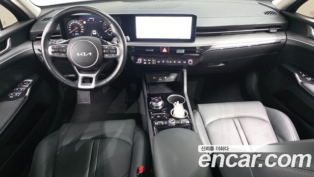 Kia K5 2025 — photo 10