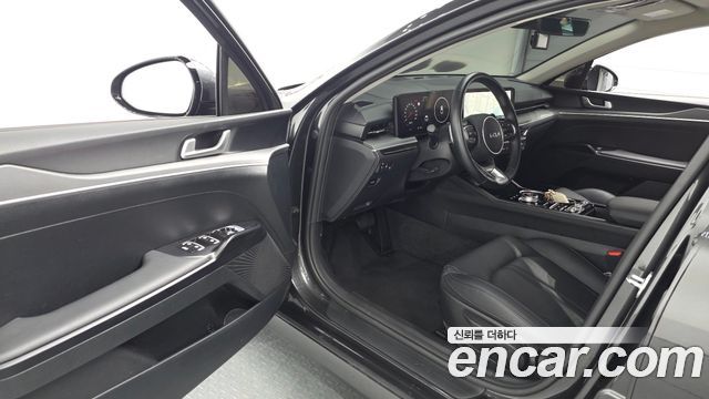 Kia K5 2025 — photo 13