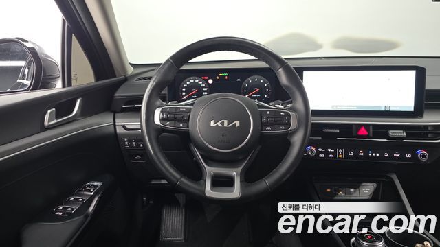 Kia K5 2025 — photo 18