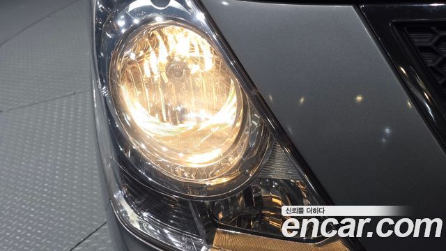 Hyundai Starex 2012 — photo 8
