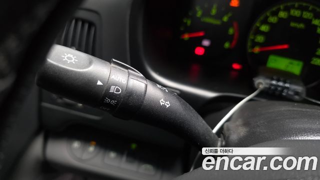 Hyundai Starex 2012 — photo 27