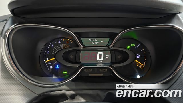 Renault Korea QM3 2015 — photo 8