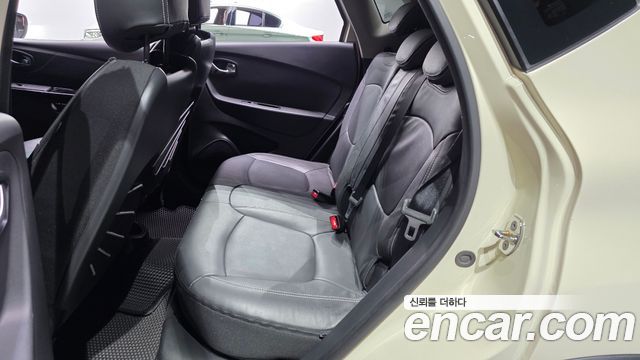 Renault Korea QM3 2015 — photo 11