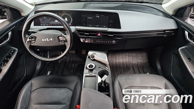 Kia EV6 2022 — photo 10