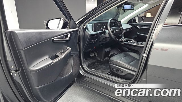 Kia EV6 2022 — photo 13