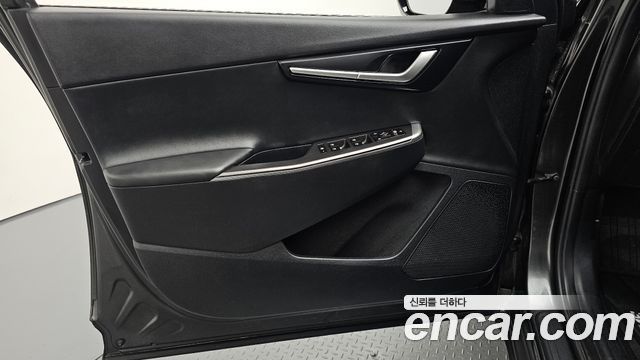 Kia EV6 2022 — photo 14