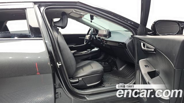 Kia EV6 2022 — photo 16