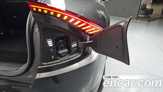 Kia EV6 2022 — photo 30