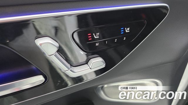Mercedes-Benz GLC-Class 2024 — photo 24