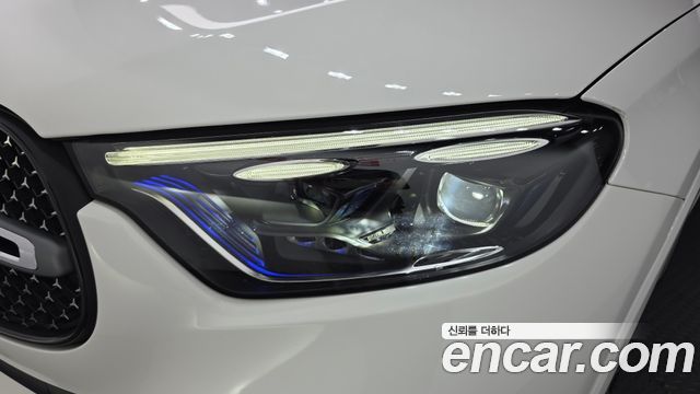 Mercedes-Benz GLC-Class 2024 — photo 8