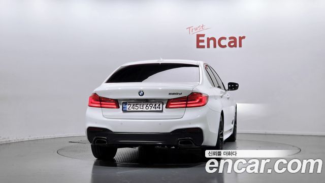 BMW 5-Series 2018 — photo 4