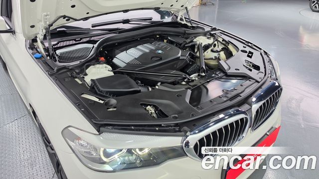 BMW 5-Series 2018 — photo 6