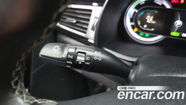 Kia Niro 2018 — photo 24