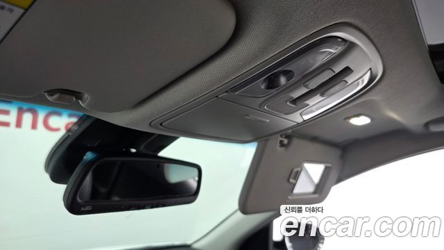 Kia Niro 2018 — photo 29