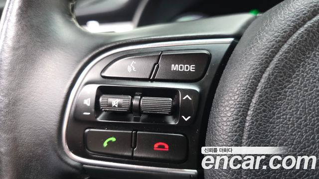 Kia Niro 2018 — photo 33