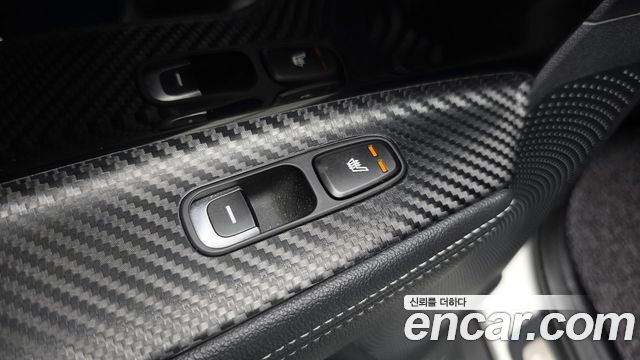Kia Niro 2018 — photo 34