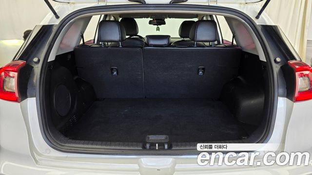 Kia Niro 2020 — photo 26