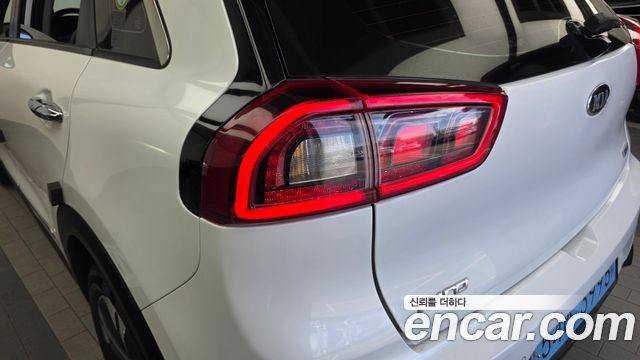 Kia Niro 2020 — photo 9