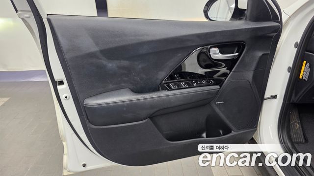 Kia Niro 2020 — photo 14