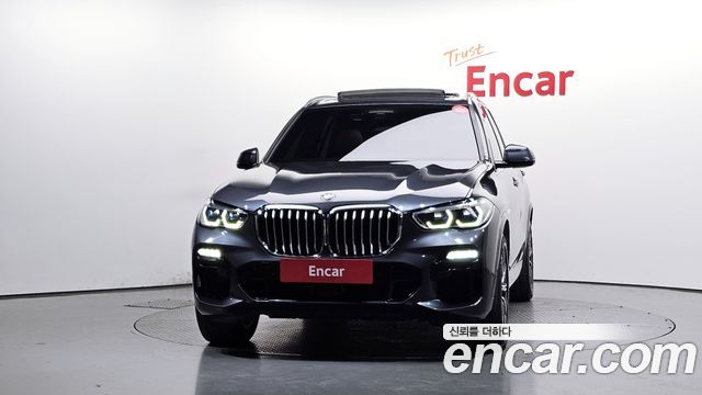 BMW X5 2021 — photo 3
