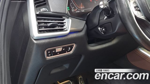 BMW X5 2021 — photo 14