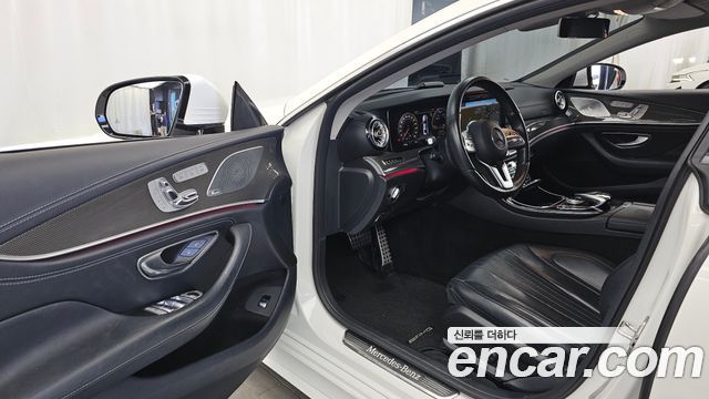 Mercedes-Benz CLS-Class 2019 — photo 10