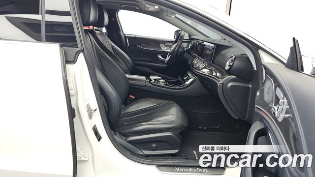 Mercedes-Benz CLS-Class 2019 — photo 11