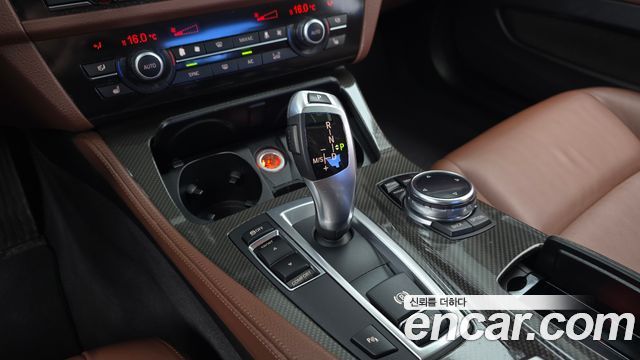 BMW 5-Series 2014 — photo 9