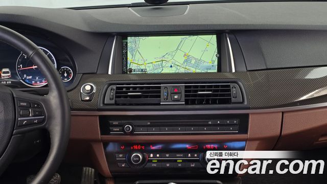 BMW 5-Series 2014 — photo 14