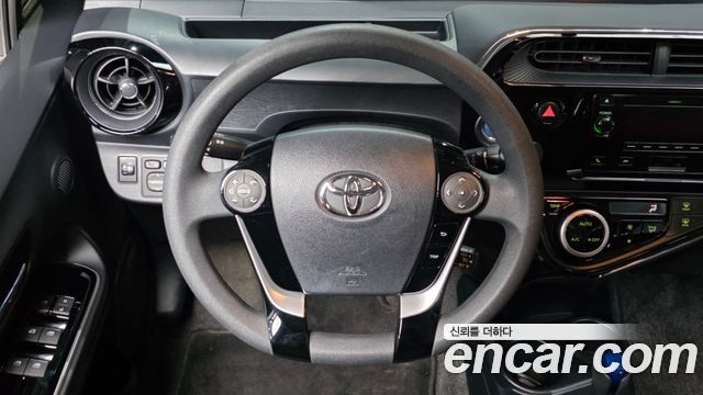Toyota Prius 2019 — photo 19