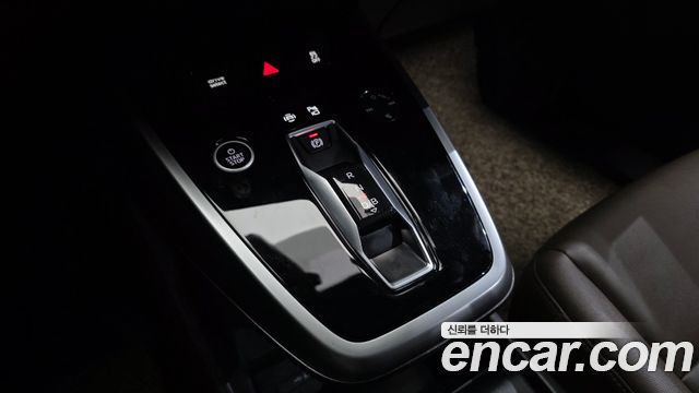 Audi Q4 e-tron 2022 — photo 12
