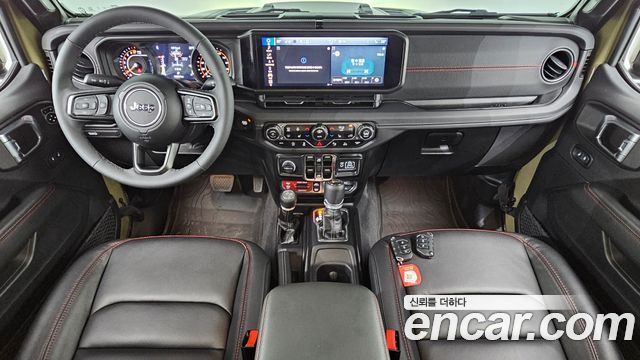 Jeep Gladiator 2025 — photo 10