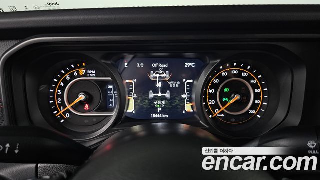 Jeep Gladiator 2025 — photo 11