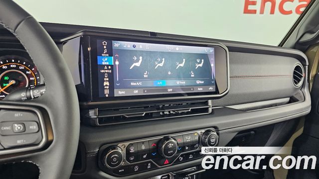 Jeep Gladiator 2025 — photo 19