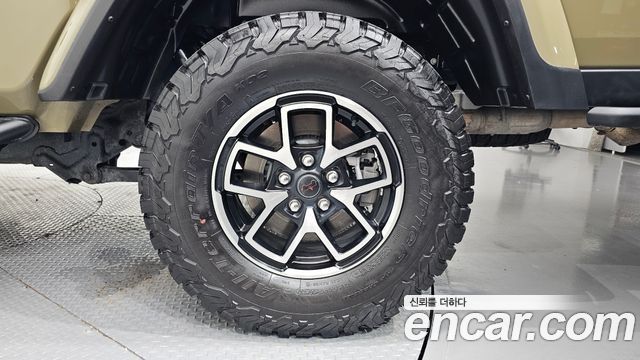 Jeep Gladiator 2025 — photo 7
