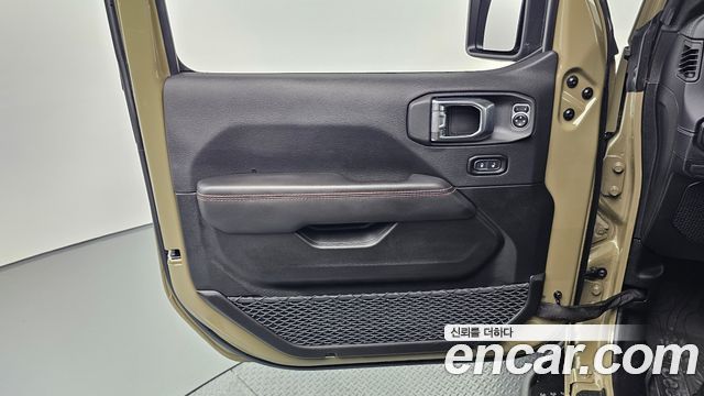 Jeep Gladiator 2025 — photo 14