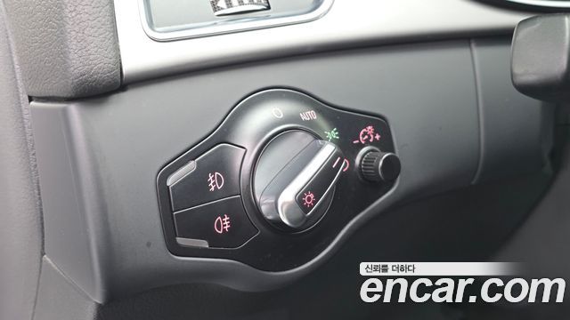 Audi A4 2013 — photo 14