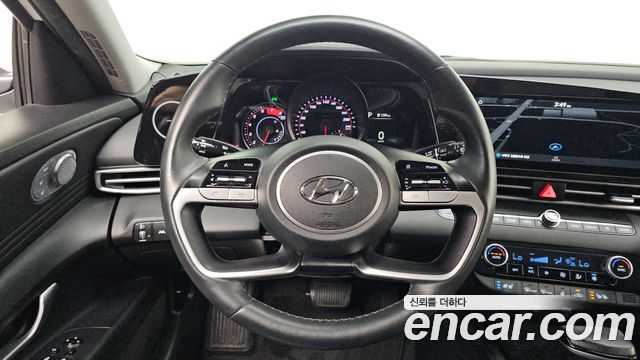 Hyundai AVANTE 2023 — photo 24