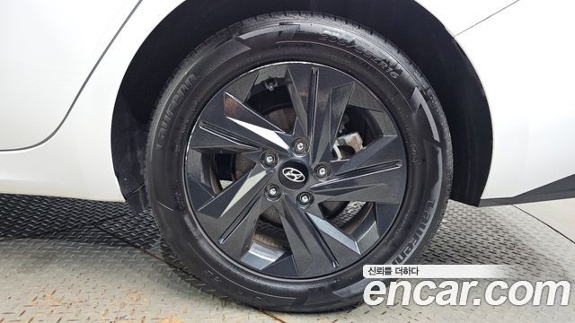 Hyundai AVANTE 2023 — photo 7